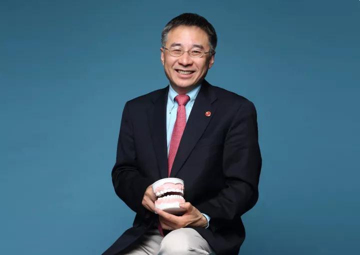 【大咖直播】围观！整牙瘦脸？整牙必须拔牙？