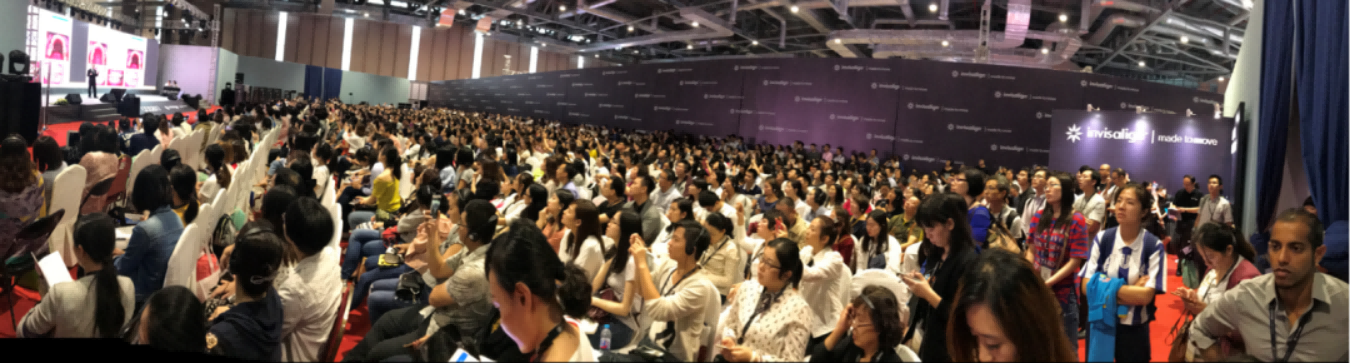 周彦恒教授率领的赛德阳光正畸博士团已经将隐适美刚进入中国时20-30%的适应证提升至近100%，并把隐形矫治技术体系在国内外多地推广