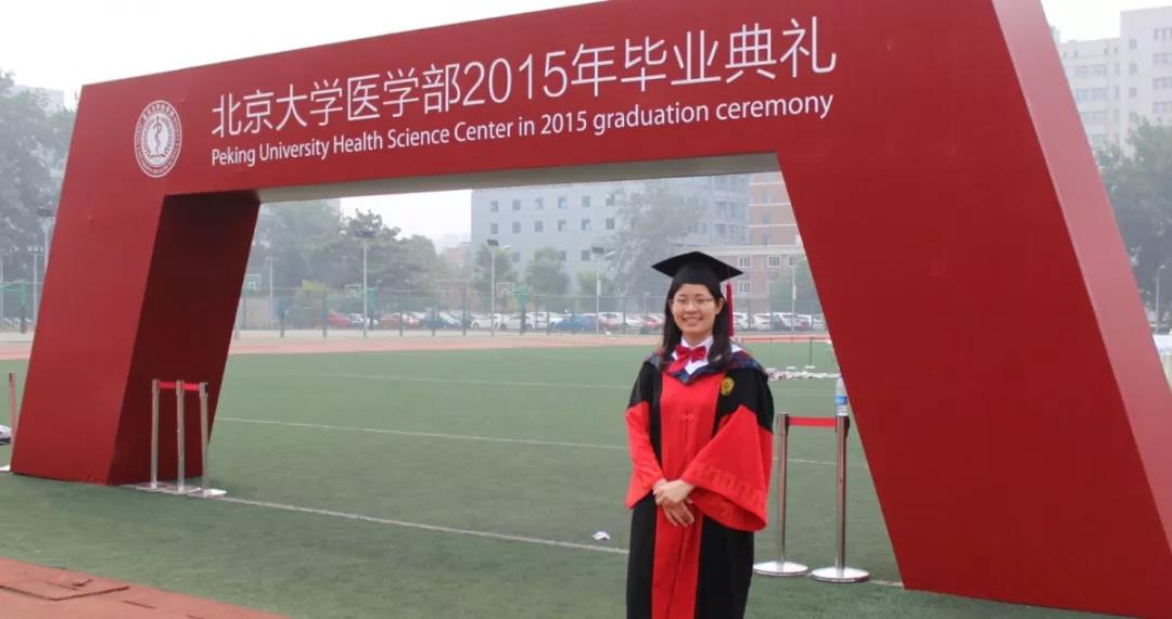 作为从中国大陆口腔排名靠前的名校毕业的博士，闫燕许多患者的正畸难度都很高。